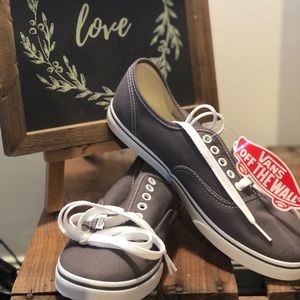 Vans Womens tennis shoes